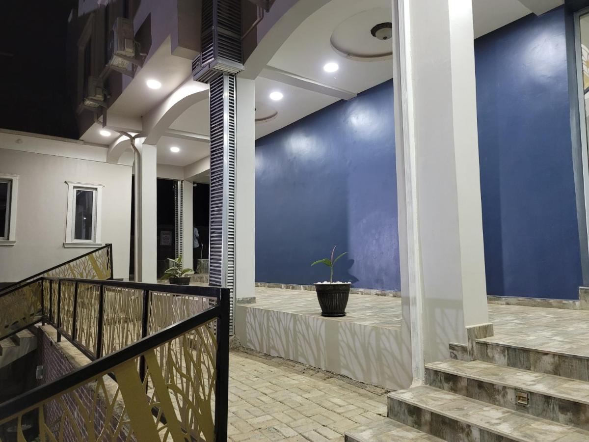 Camas Hotel & Suite Asero Abeokuta Екстер'єр фото